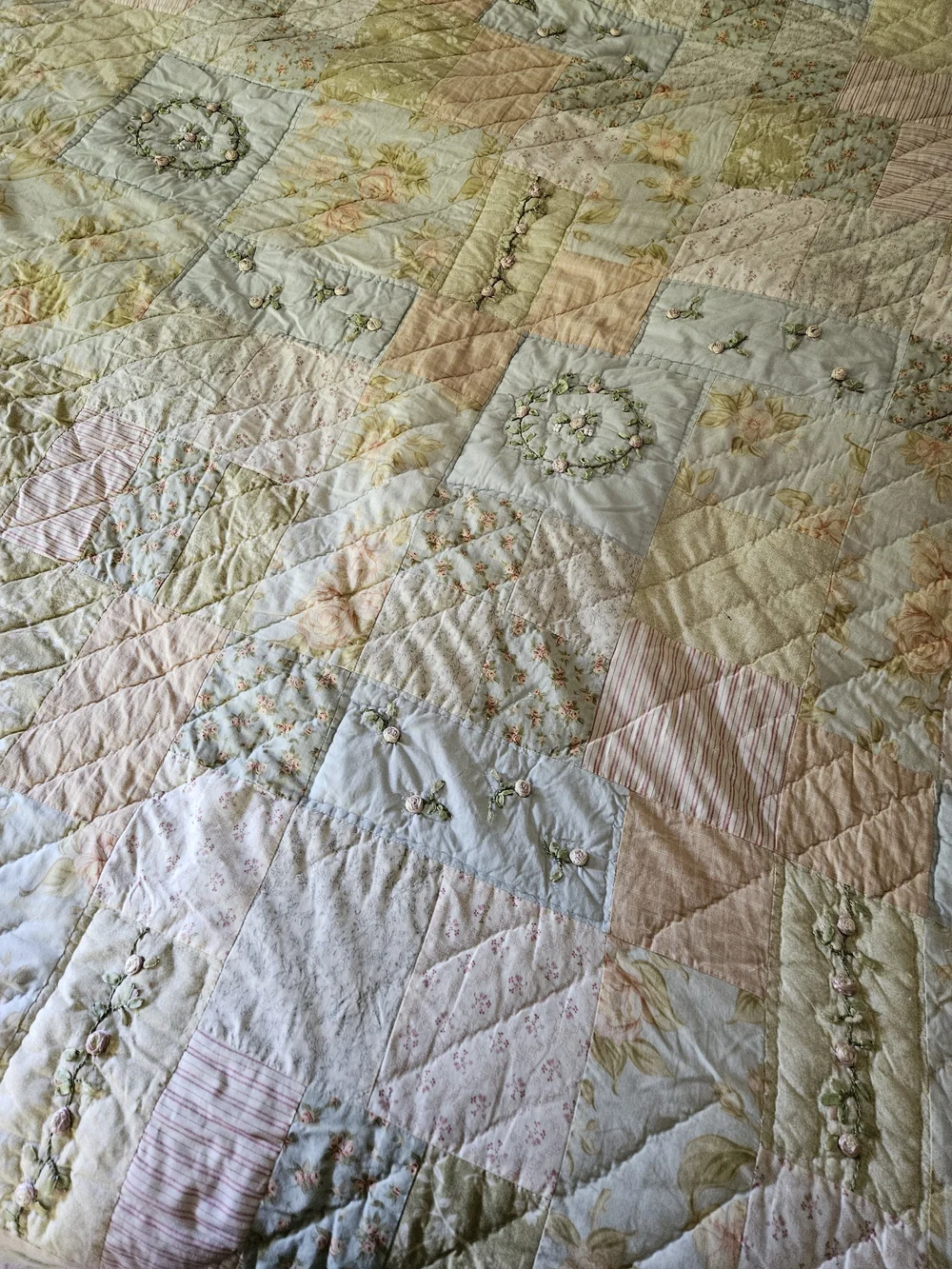 Patchwork Pastel Quilt Set With 3 Shams in Soft Blue, Cream & Pink